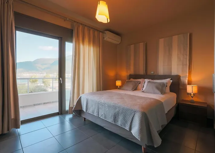 Malena Villa